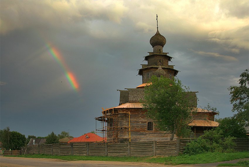Вид на музей деревянного зодчества, Суздаль