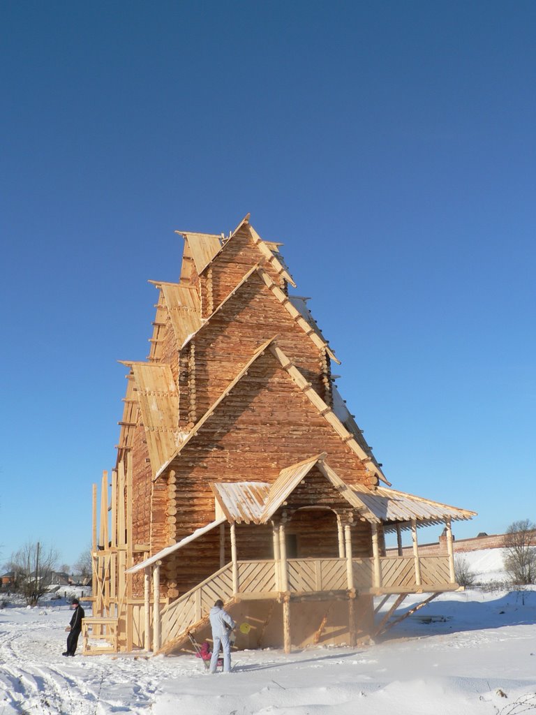 Artificial wooden church constructed for movie, must be buried off, Суздаль