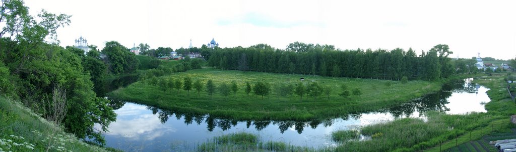 Kamenka-river view. Pan.5, Суздаль
