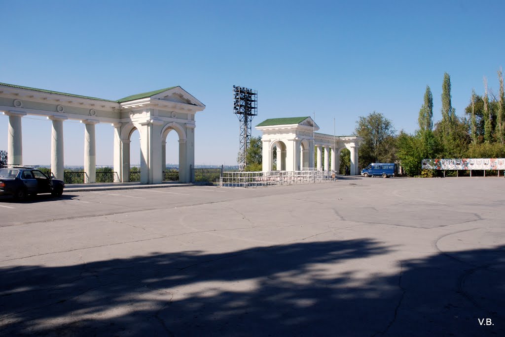 Спортивный центр. Фото Виктора Белоусова, Волжский