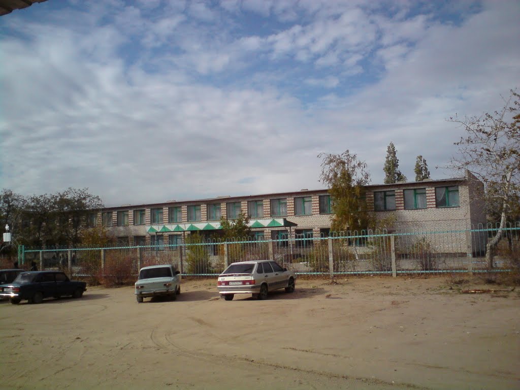 Школа №3, Дубовка