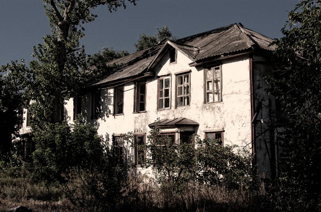 Deserted House, Калач-на-Дону