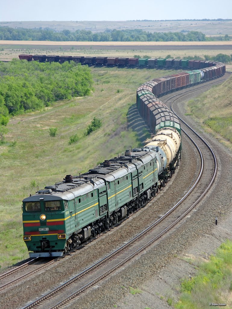 Diesel locomotive 3TE10MK-2355 with cargo train on the stretch Oblivskaya - Chernyshkov, Клетский