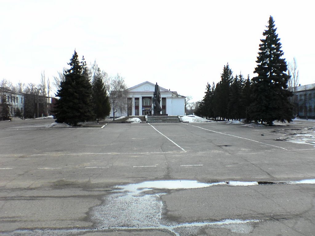Площадь Ленина, Николаевск