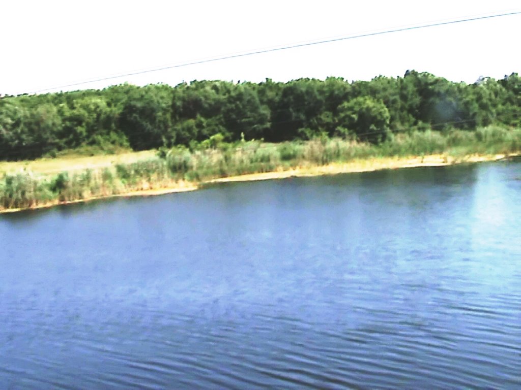 Правый берег реки Бузулук. Взгляд с автомобильного моста. Фото № 1., Новоаннинский