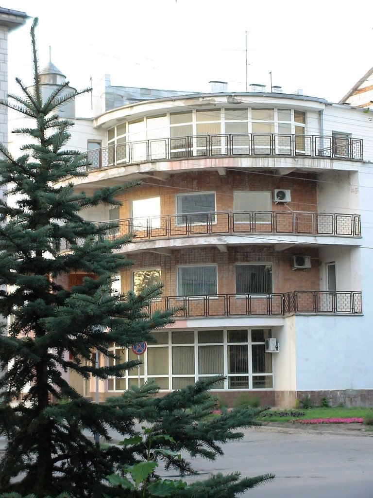 Здание на проспекте, Урюпинск