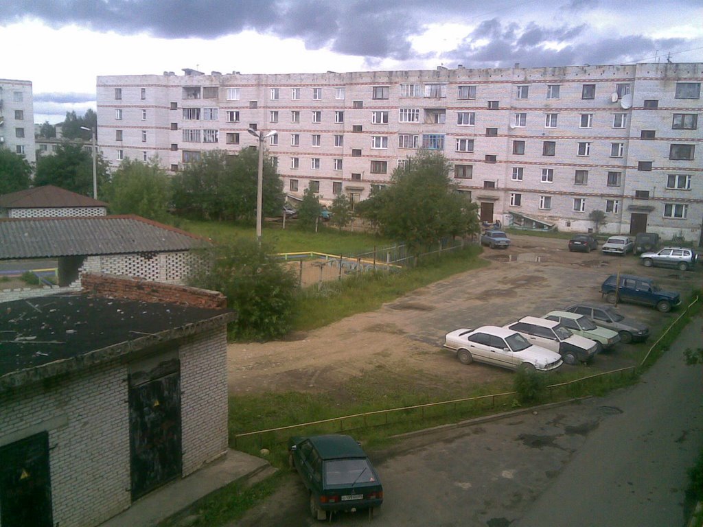 Гайдара дом 12 - Вид с балкона, Бабаево
