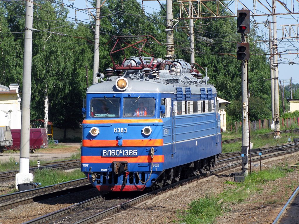 27.VI.2009. Электровоз ВЛ60К-1386 [e-locomotive VL60K-1386], станция Бабаево [station Babaevo], Бабаево