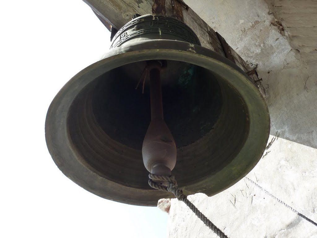 Vytegra. Bell on the belfry of the cathedral — На колокольне собора Сретения Господня, Вытегра