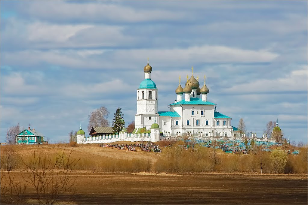 Ильинско-Засодимская церковь под Кадниковым, Кадников