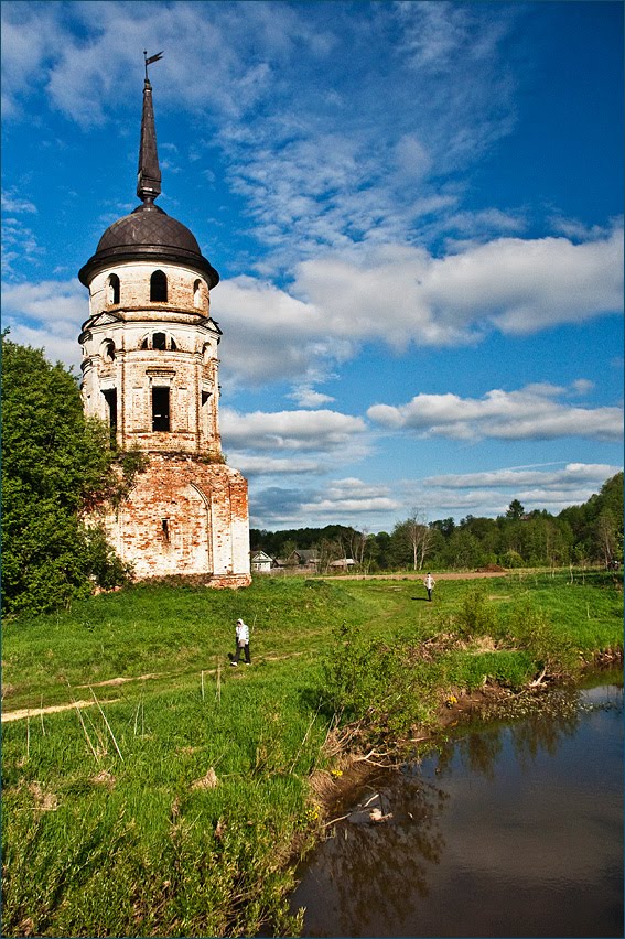 Башня Спасо-Суморина монастыря, Тотьма