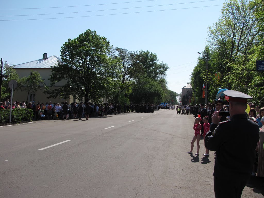 Бобров. Парад 9-го мая 2010 года., Бобров