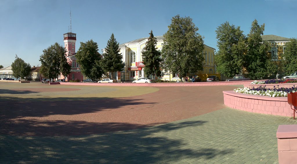 Центральная площадь Богучара, Богучар