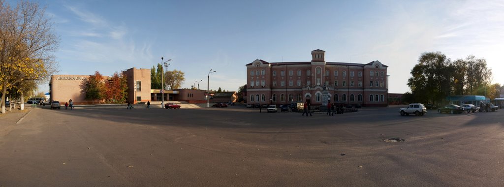 вокзальная площадь, Борисоглебск