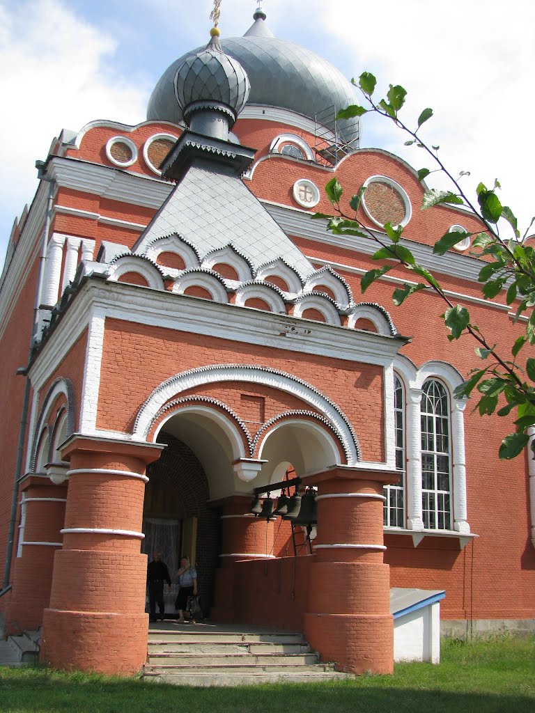 Храм в честь Казанской иконы Пресвятой Богородицы поселка Давыдовка, Давыдовка