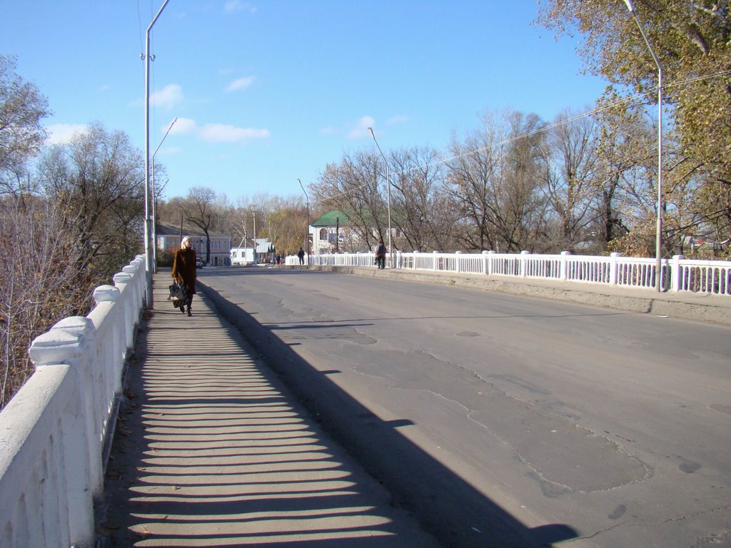 мостик в центре города, Калач