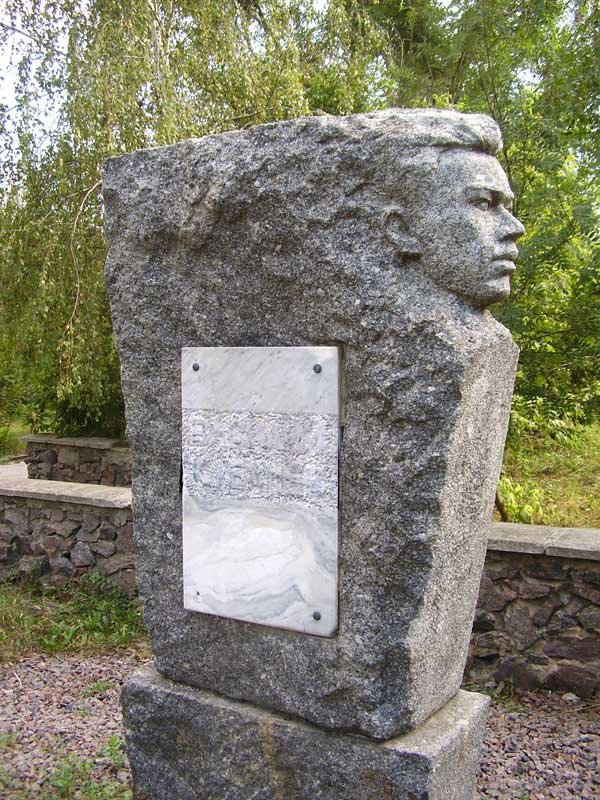 Памятник В.М.Кубаневу, Острогожск