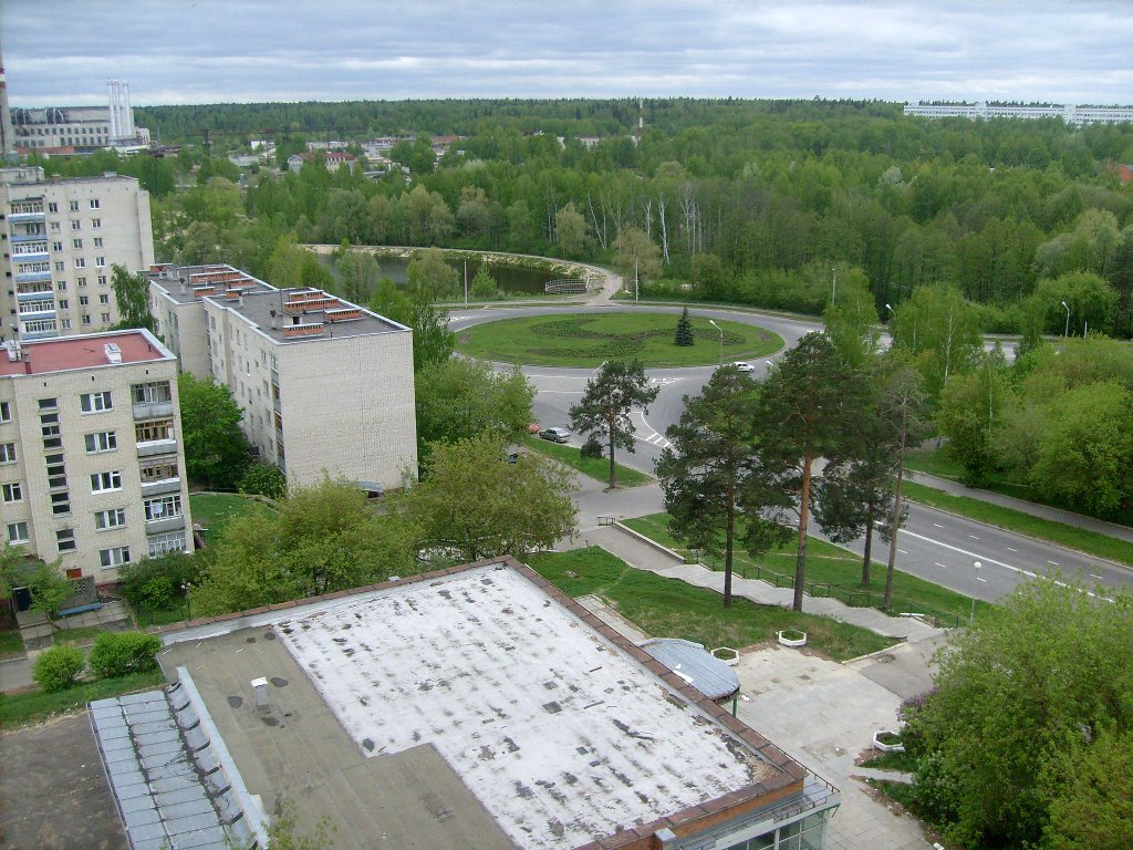 Вид на Комсомольскую площадь, Саров