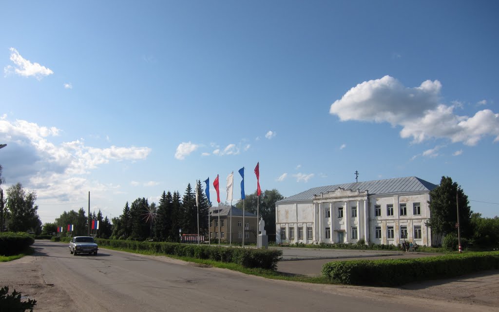 central square, Вад