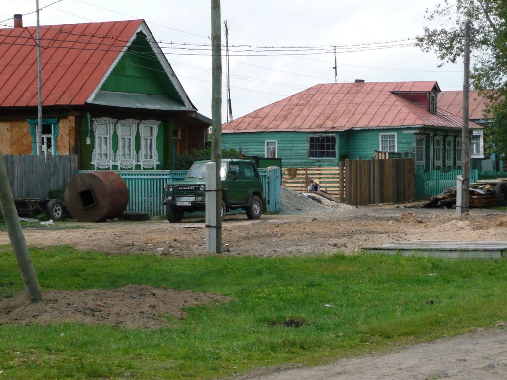 Продам дом в Ломовке жилой площадью 30 кв.м. В доме сухой погреб, новая электроп