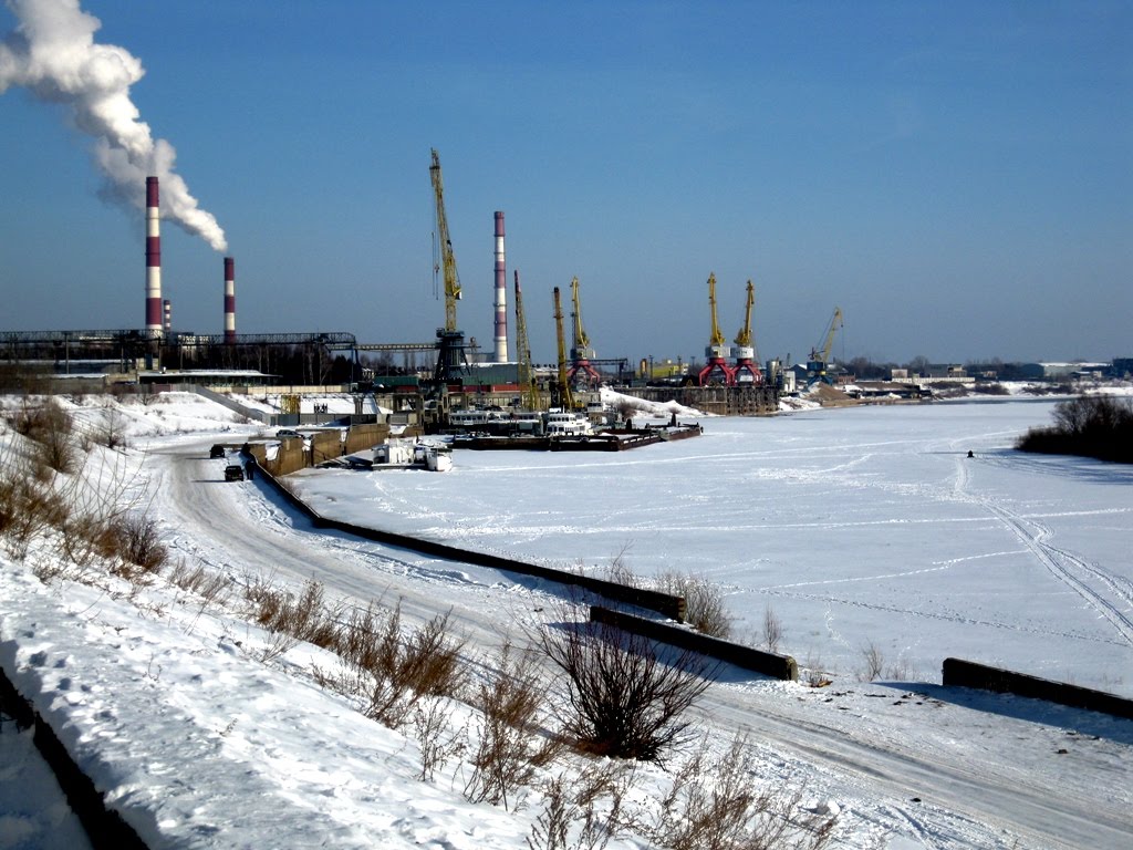 Речной порт зимой, Дзержинск
