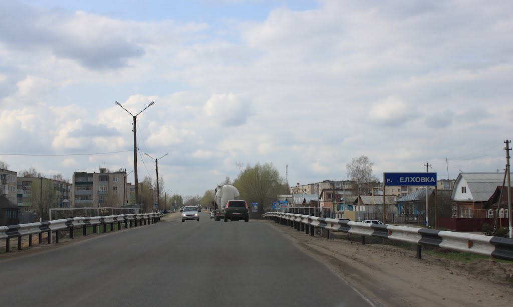 Elkhovka river, Шатки