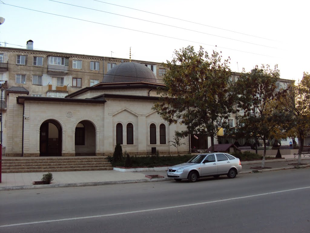 Салафитская мечеть в Буйнакске (Дагестан) / مسجد السلفية في مدينة بويناكسك الداغستانية, Буйнакск