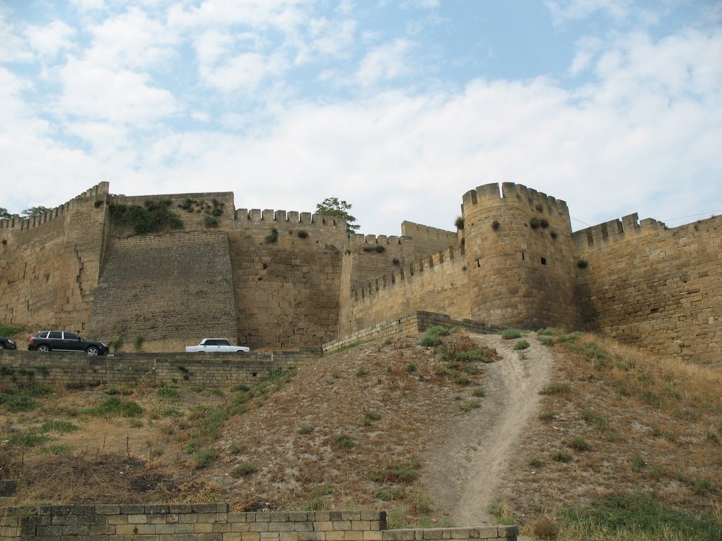 Нарын-Кала (вид на ворота Кала-Капы), Дербент