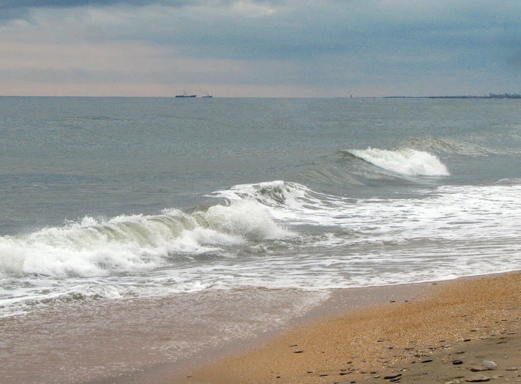 После заката на побережье Каспийского моря... город Каспий. Flickr