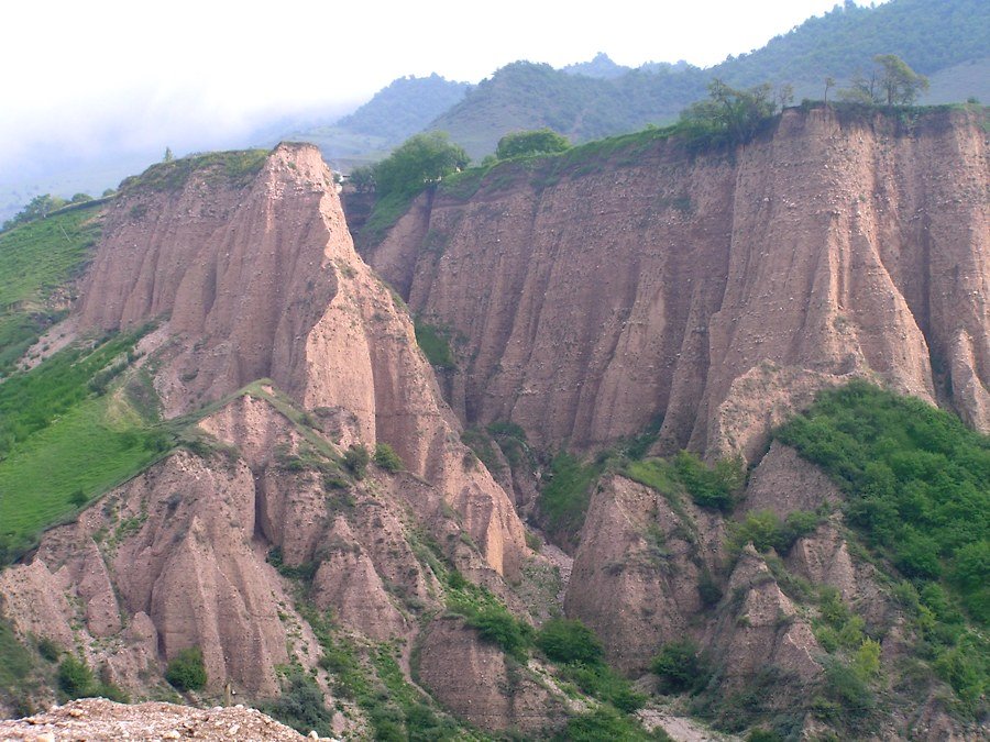 Erosion near Kuzun, Курах