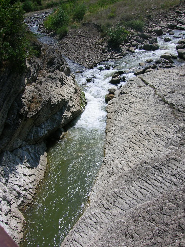 река в Маджалисе, Маджалис