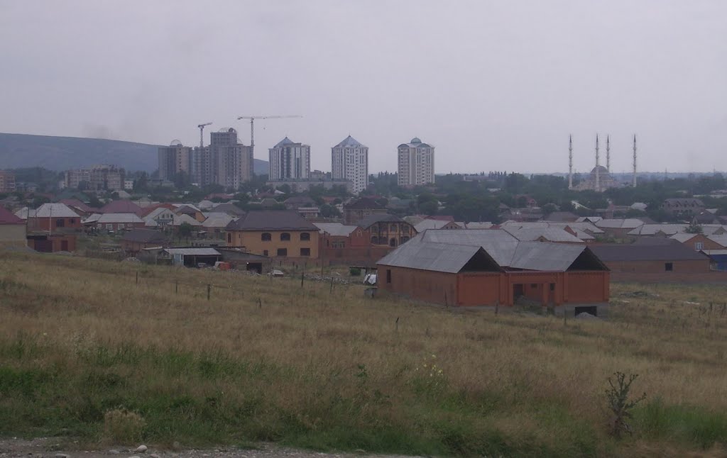 Chechen city Guotermaas > meaning "settlement in the sunny hills", CHECHENIA, Терекли-Мектеб