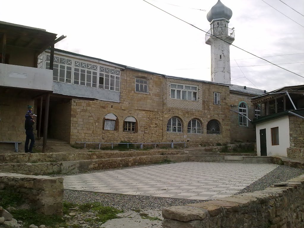 БацIада мечеть, Цуриб