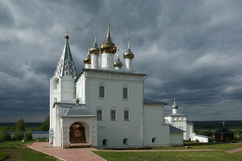 Гороховец. Троицкий монастырь, Верхний Ландех