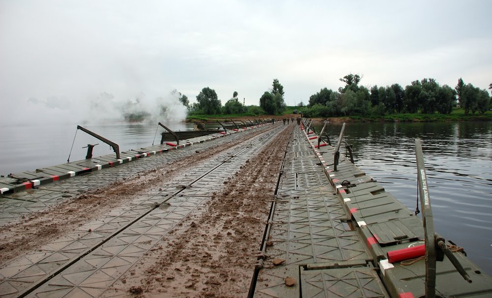 Combined-arms river crossing training. Klyazma riv. Gorokhovets. Russia. 2009, Верхний Ландех
