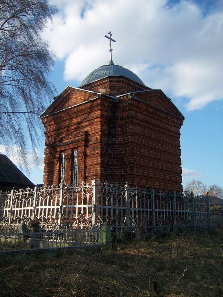 Часовня-склеп астронома Бредихина, Заволжск