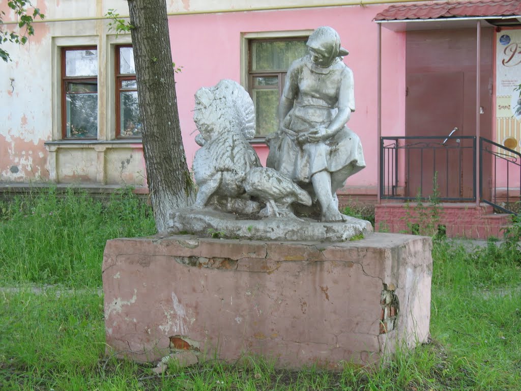 Скульптура крестьянки, Заволжск