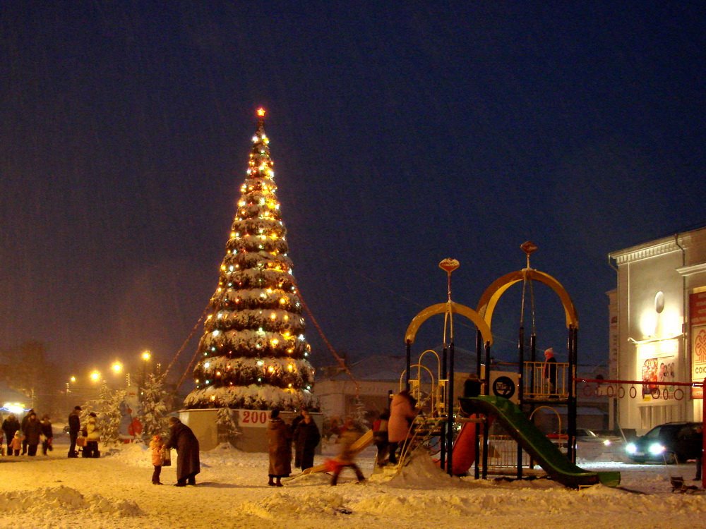 Новогодняя ёлка на Центральной площади., Шуя