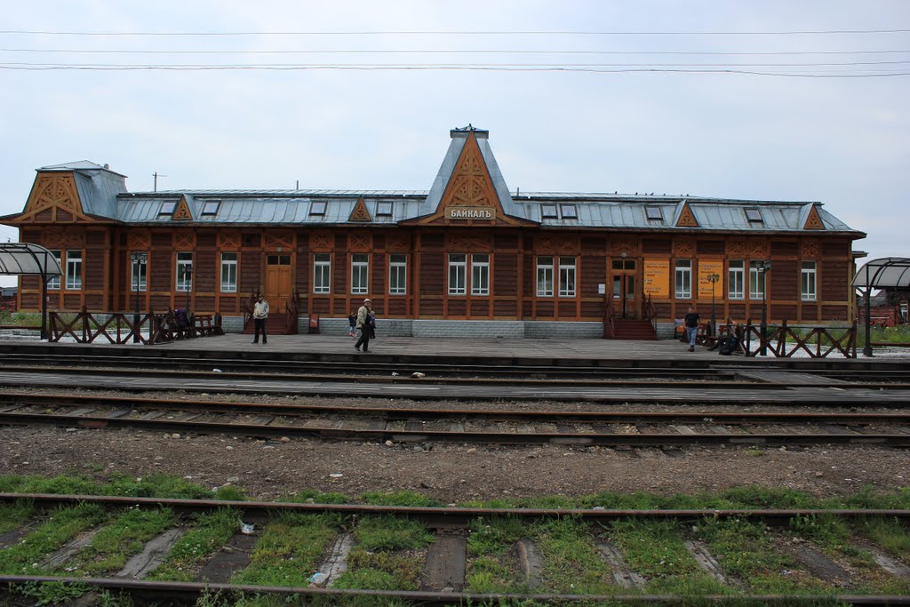 72-й км КБЖД. Вокзал на станции Байкалъ, Байкал