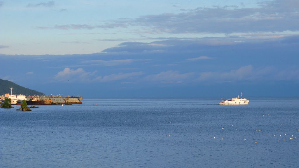 Синее море, белый пароход, Байкал