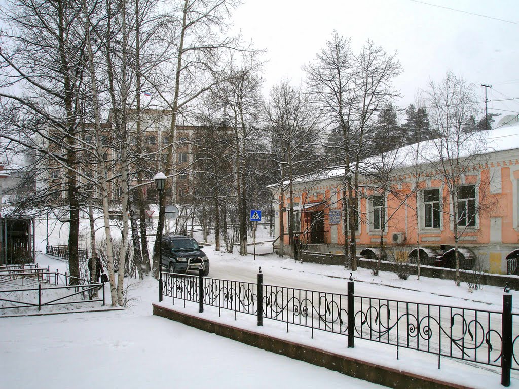 улица Мира (2011, ноябрь) / street Peace (2011, November), Бодайбо