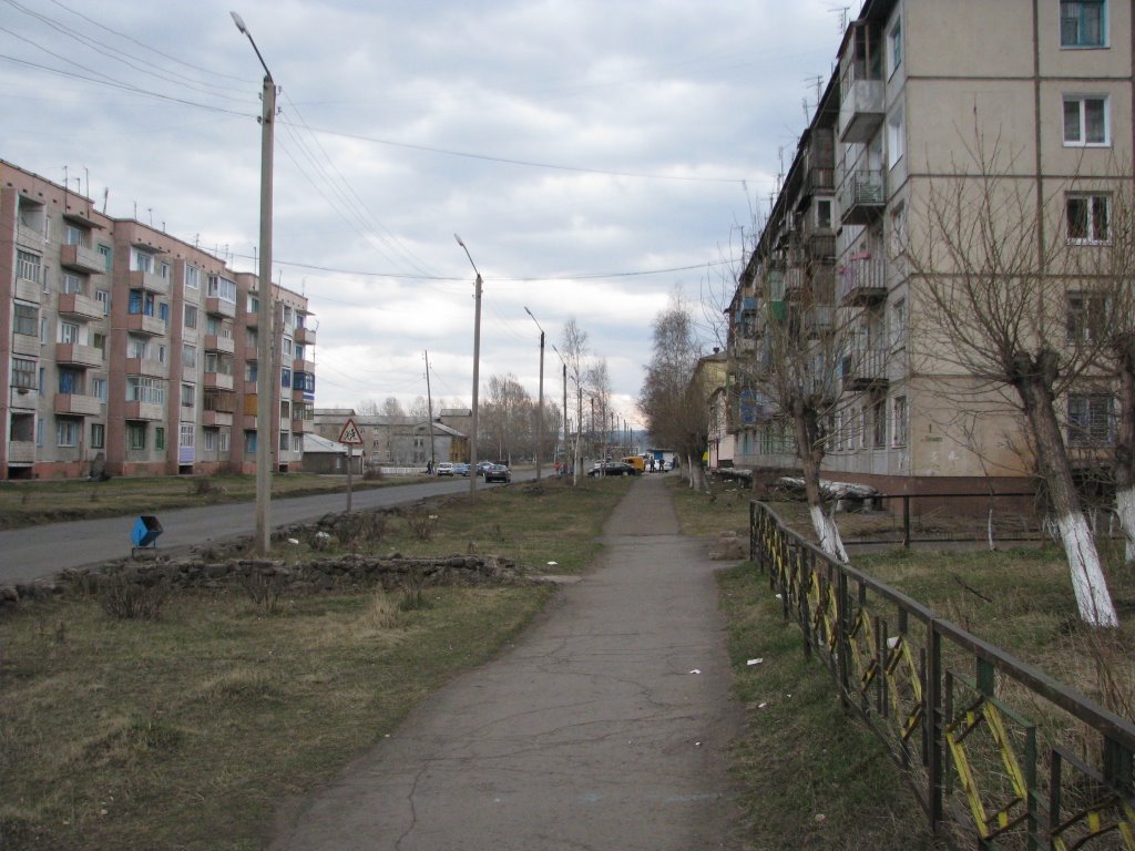 Gorky Street, facing South, Вихоревка