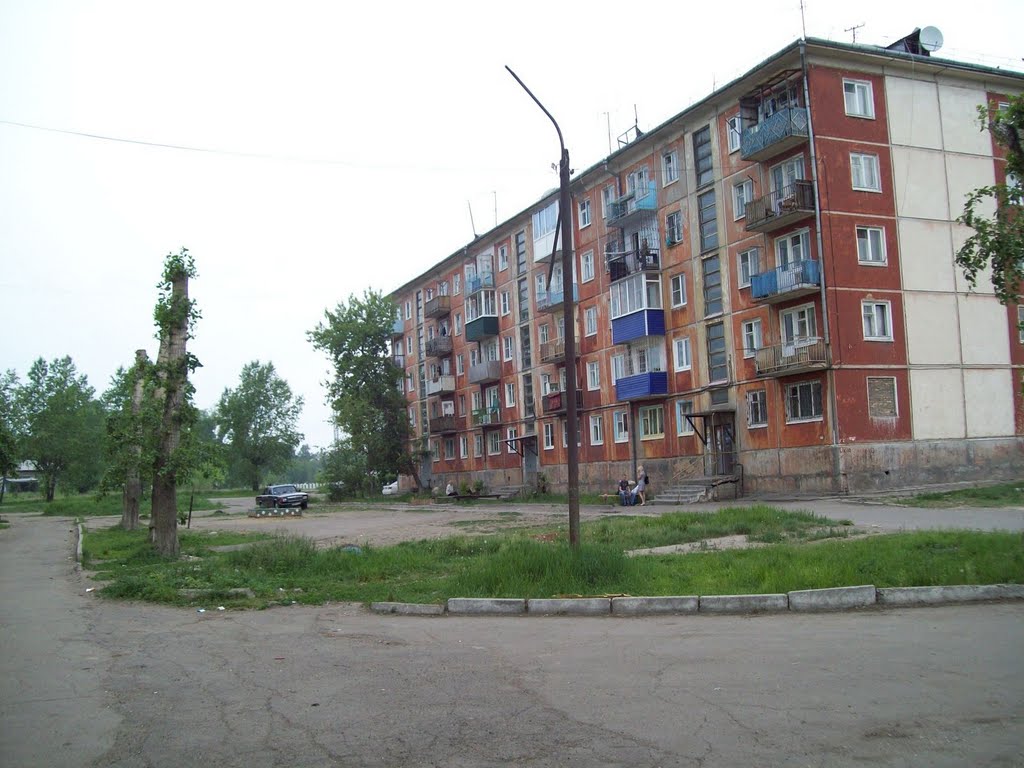 Машиностроителей 17, Усолье-Сибирское