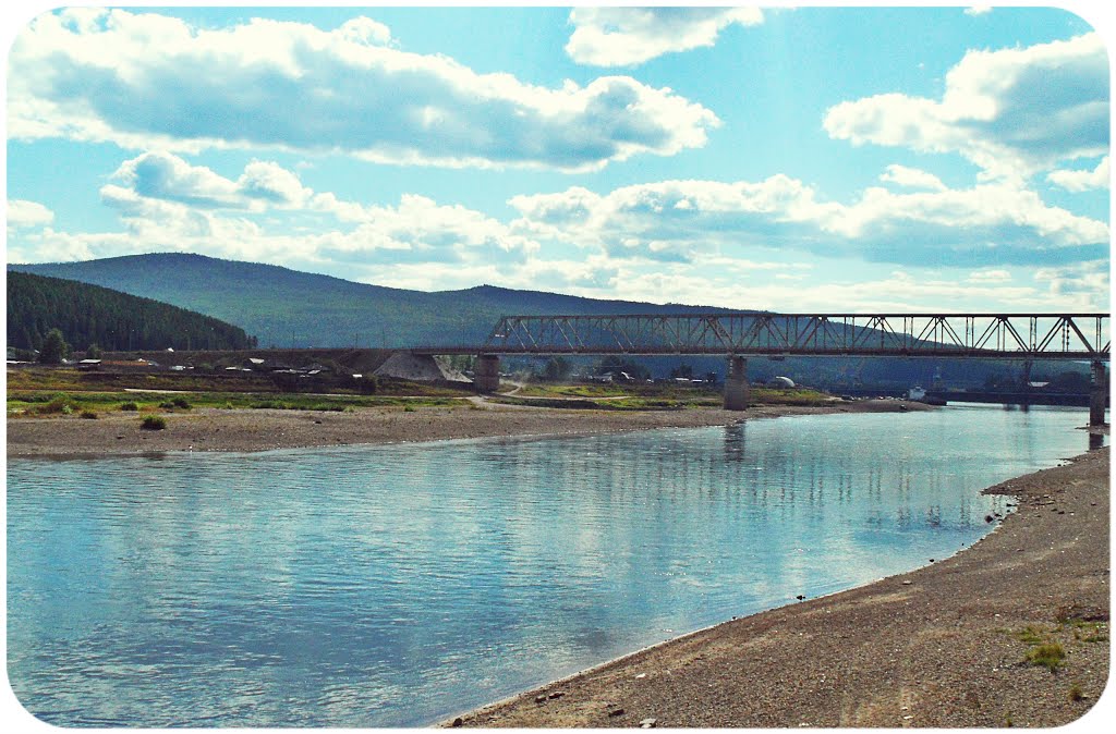 вид на мост, Усть-Кут