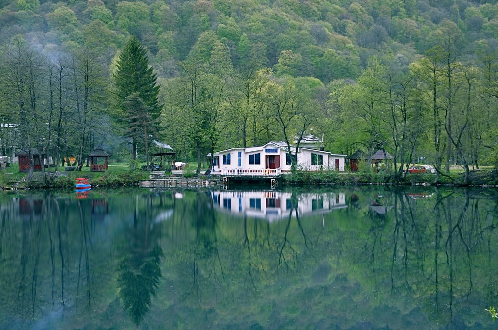 Нижнее голубое озеро - Lower blue lake, Советское