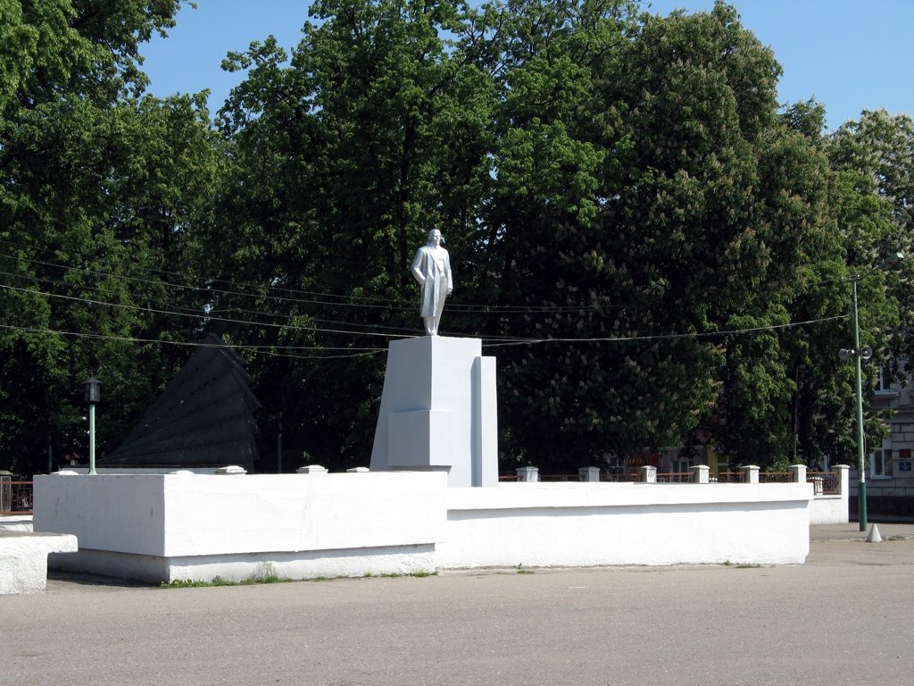 Гвардейск. Памятник В.И. Ленину, Гвардейск