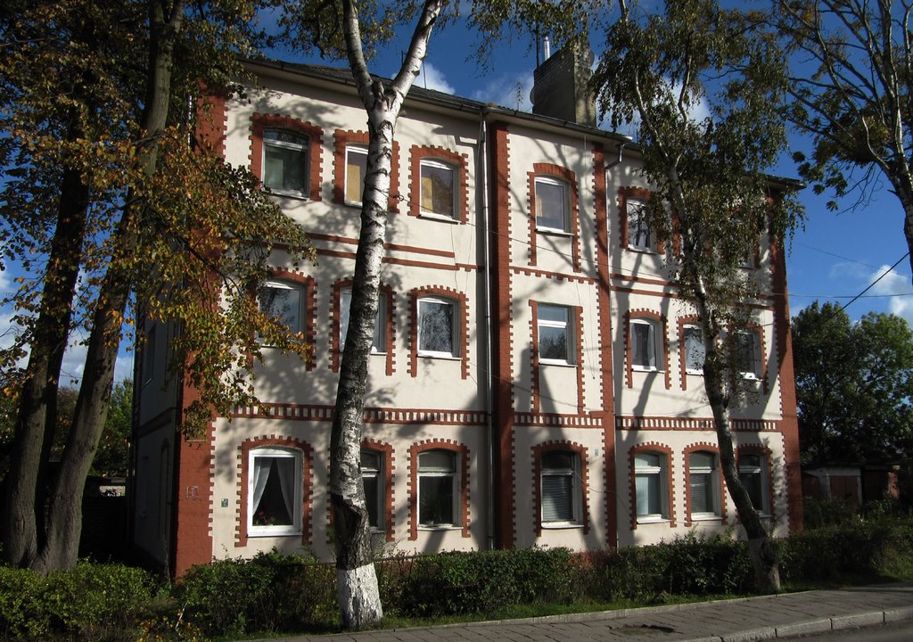 Жилой дом на улице Железнодорожной в Зеленоградске., Зеленоградск