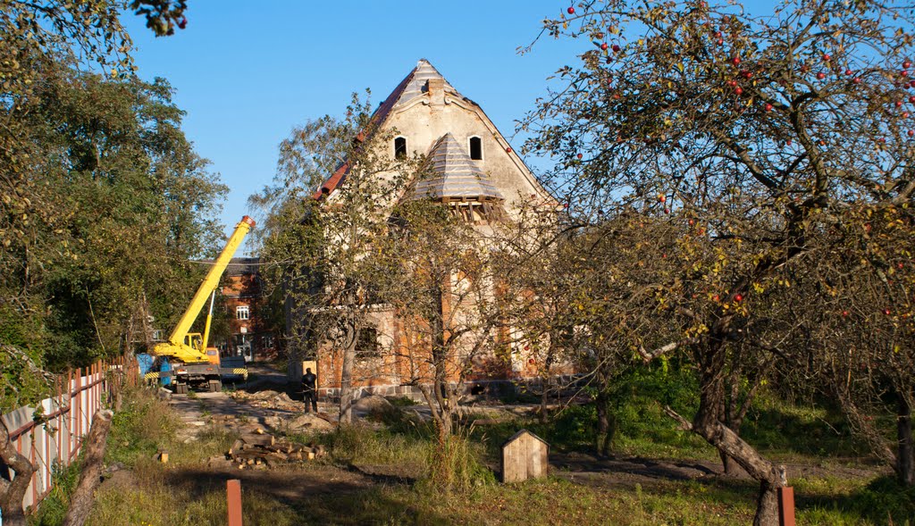Восстановление католического храма (вид с тыльной стороны), Знаменск