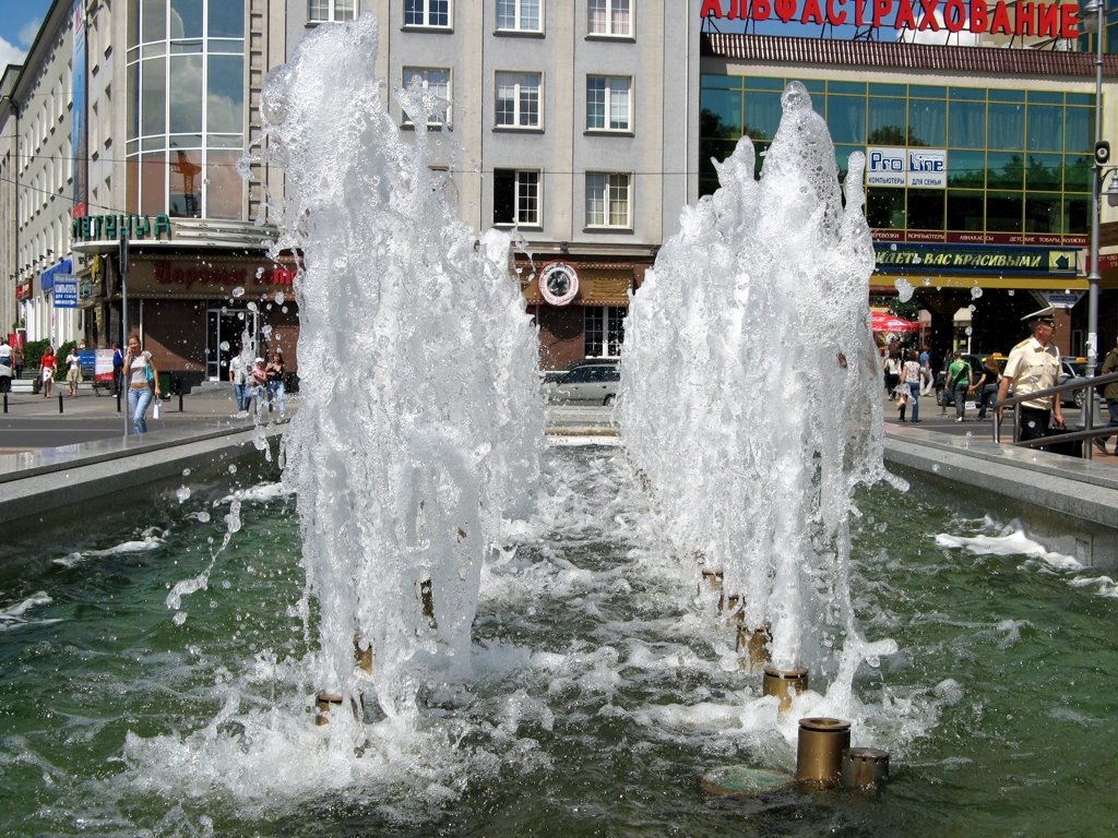 Фонтан на площади Победы (ранее Hansaplatz), Калининград