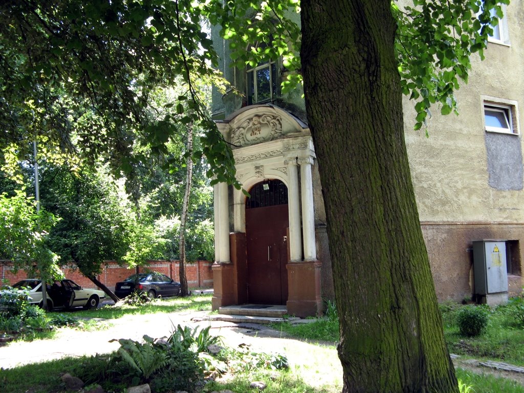 Дом довоенной постройки на ул.Зоологический тупик (ранее Götzstraße), Калининград